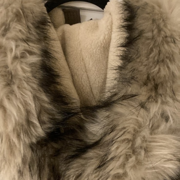 VINCE CAMUTO taupe down blend with luxe faux fur hood outerwear jacket by - Picture 12 of 15